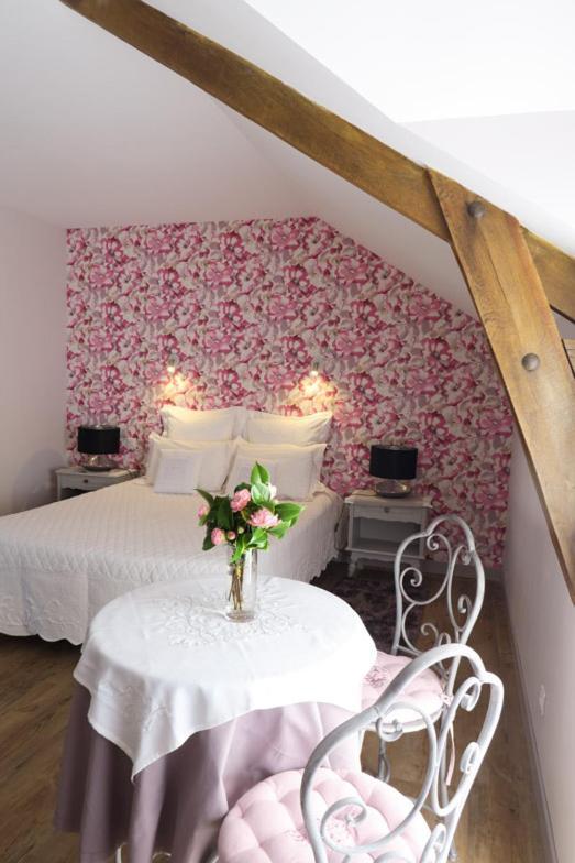 Domaine De La Fontaine Bed & Breakfast Chavagne Exterior photo